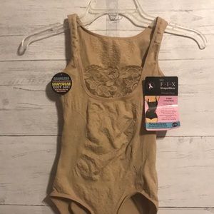 Seamless jacquard body suit
